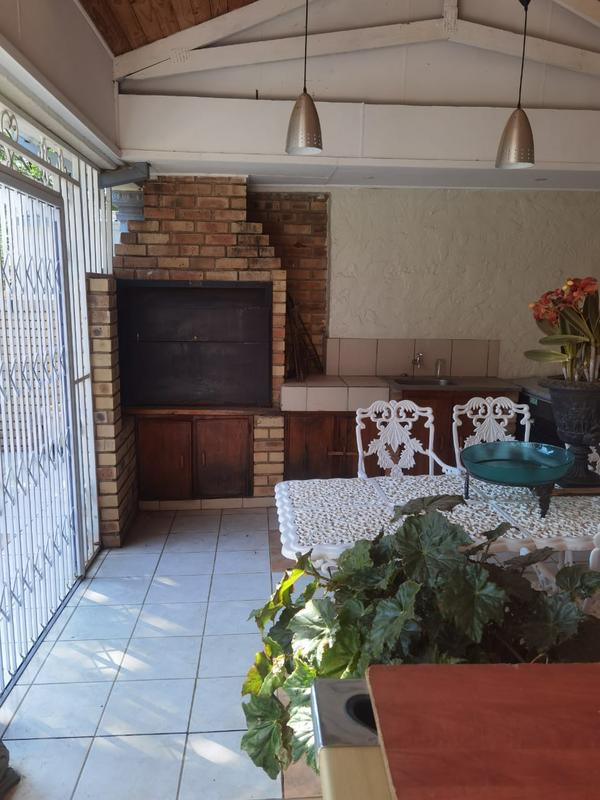 4 Bedroom Property for Sale in Wolmaransstad North West